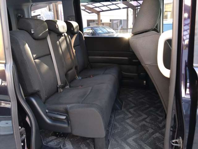 ホンダ ステップワゴン 51