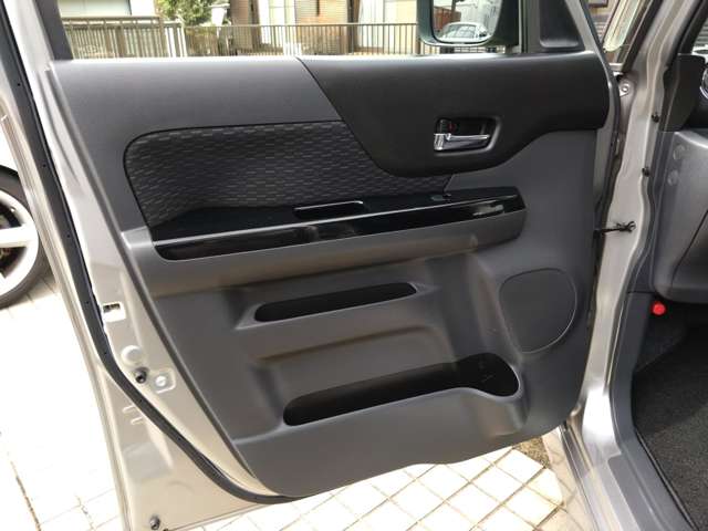 スズキ スペーシア 63