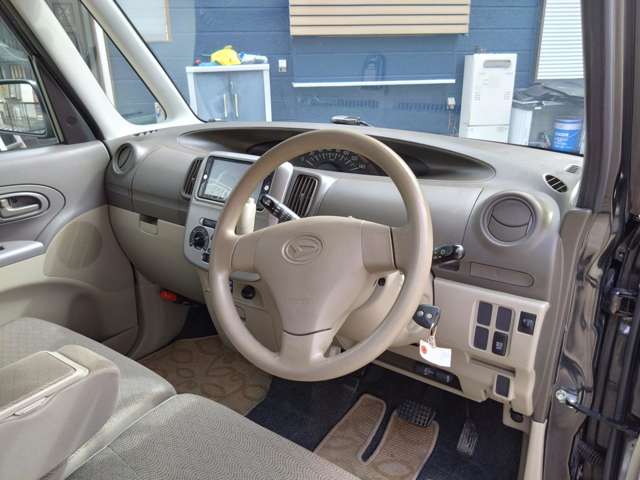 ダイハツ タント 52