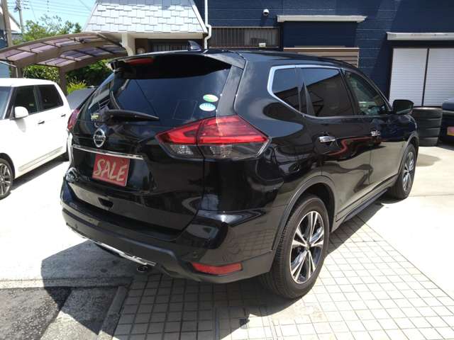 日産 エクストレイル 15