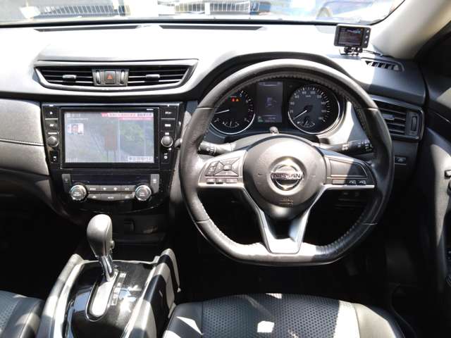 日産 エクストレイル 52