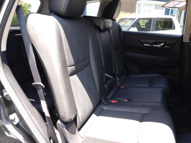 日産 エクストレイル 56